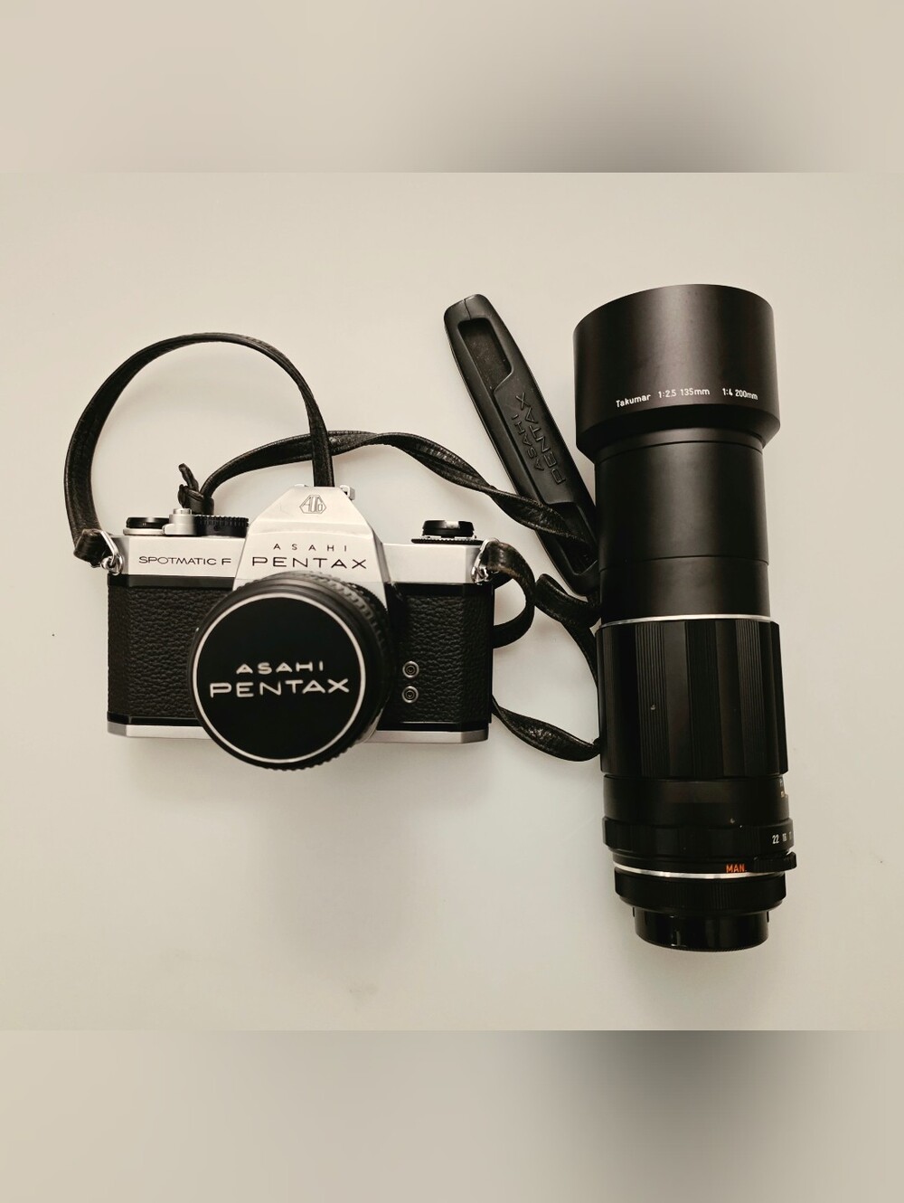 Asahi Pentax Spotmatic F 35mm Film Camera with Black Telephoto Lens